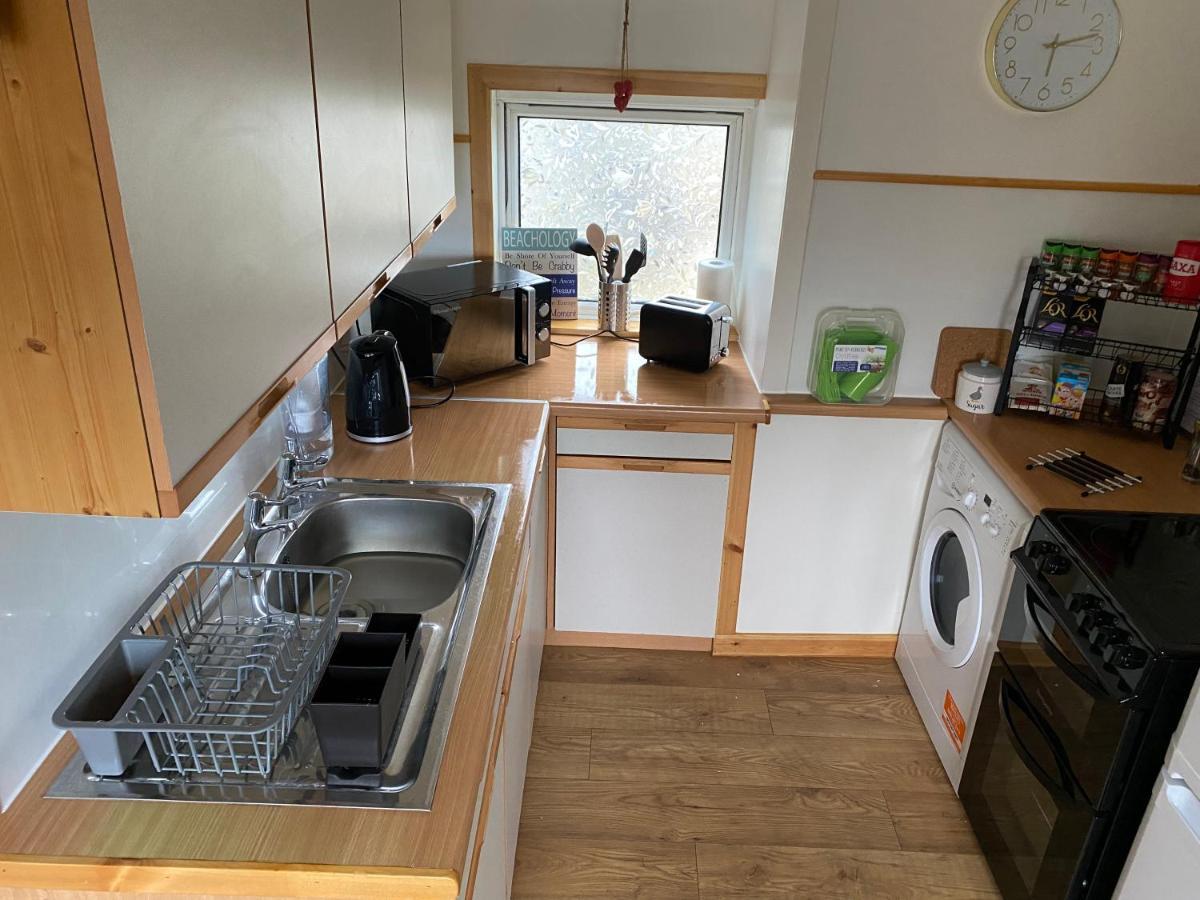 2 Bedroom House Overlooking Pierowall Bay, Westray Экстерьер фото